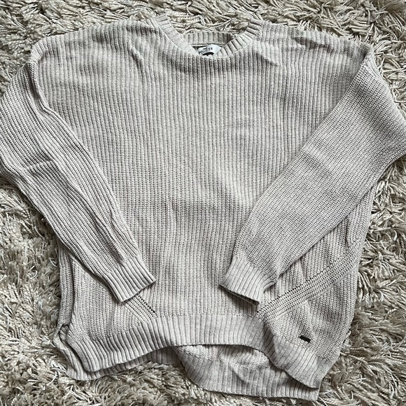 Hollister Sweaters - Picture 6 of 7